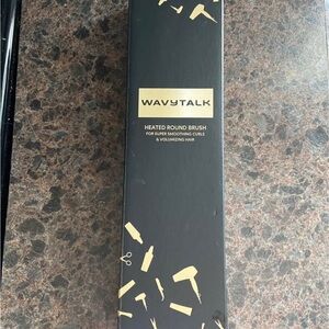Wavytalk Heated Round Brush